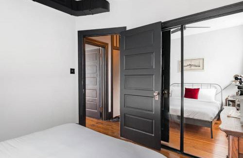 Industrial Loft Offers Historic Feel with Modern Amenities 3BR & 2BA #DCottage - Foto 11