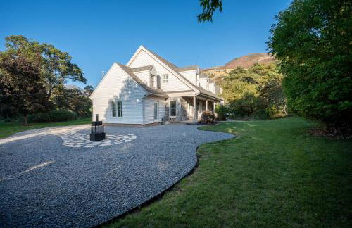 Hobbs Mill Ski Lodge Theater Games Dogs OK - Photo 75