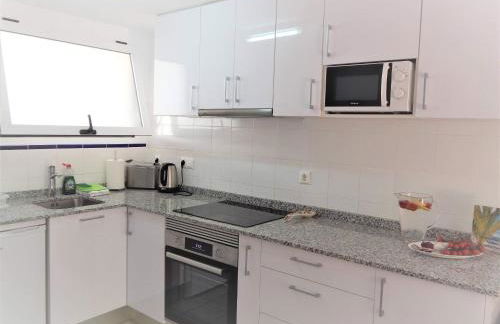 Coral House - La Calma - Playa Flamenca - big terrace & 4 Swimming pools. - Foto 4