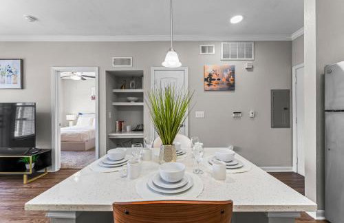 Bright 1BR in Magnolia Near Woodlands Waterway - Foto 10