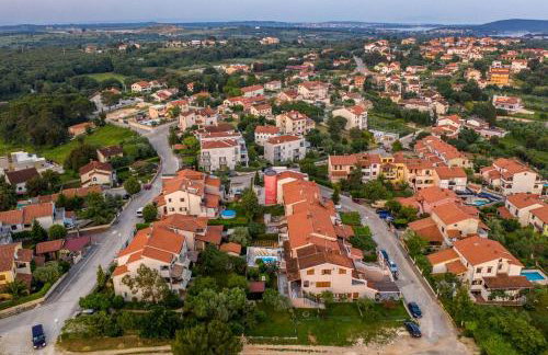 Cave Romane apartment with private pool and sea view - Foto 43