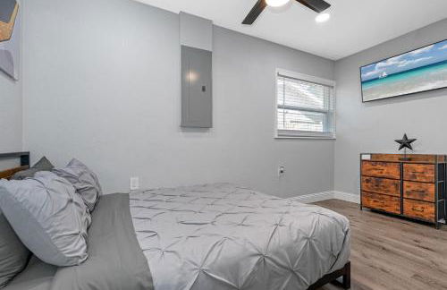 Breathtaking & Renovated Tampa Heated Pool House - Foto 40