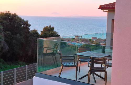 Aelia Luxury Apartments & Pool - Photo 48