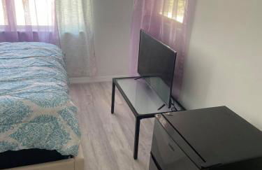 Cozy Studio in Quiet Neighborhood - Foto 13