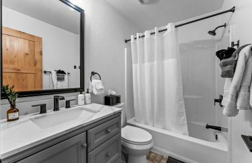 Luxury Mountain Views, hot tub, peaceful retreat - Foto 20