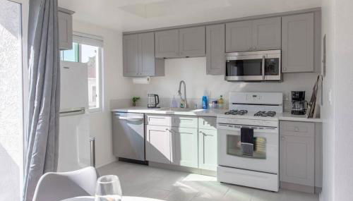 2BD/2BA Apartment in DT ALhambra - Foto 4