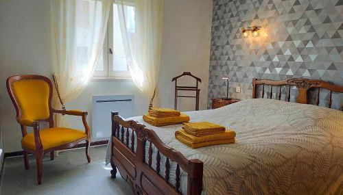 Chez Tata Malou - Maison avec jardin, cour fermée, proche toutes commodités - Foto 4, Garden view, towels, heating