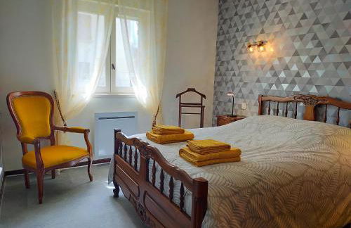 Chez Tata Malou - Maison avec jardin, cour fermée, proche toutes commodités - Foto 4