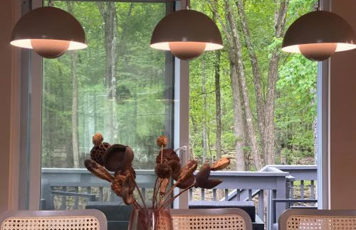 Poconos Modern Chalet I Hot Tub I Home Theater I Fenced Yard I Pet Friendly - Foto 20