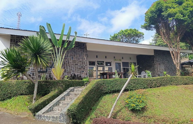 Surga Family House - Foto 1