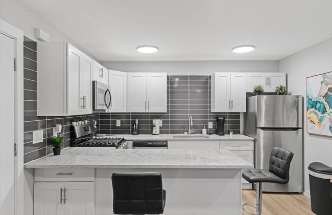 Stylish Studio Downtown Evonify - Foto 24