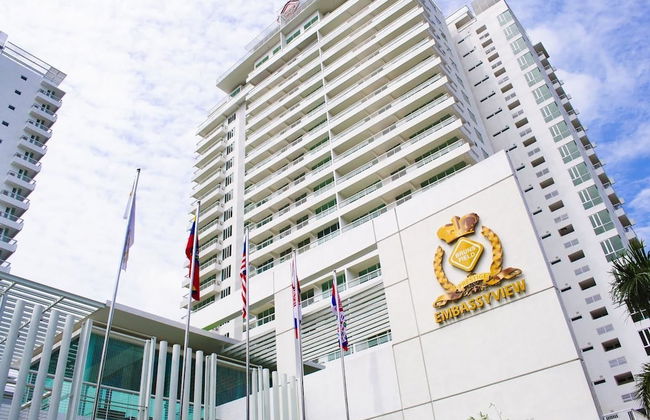 Brunsfield Embassyview Condosuite - Photo 23