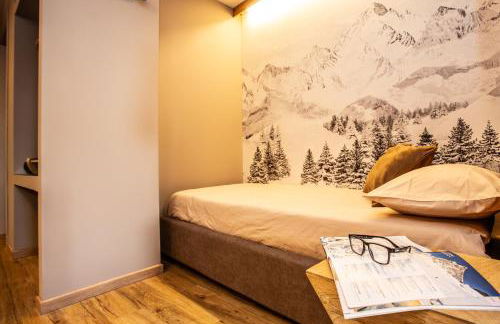 WHISPERING PINES LODGE Mountain view apartment with ski-in access - Foto 24