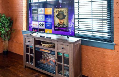 Centric Modern Loft w/ King Beds & Smart GameTable - Foto 8