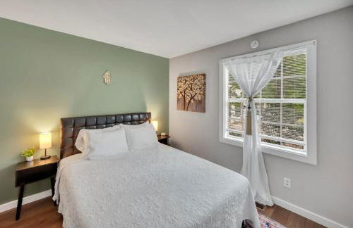 4 Beds, Near UNC, Packnplay, walk to Golf, Kids Essentials - Foto 4