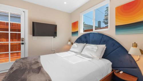 Beach Bungalow Perfection - Private Patios, BBQ walk2beach & Pet Friendly! - Foto 5