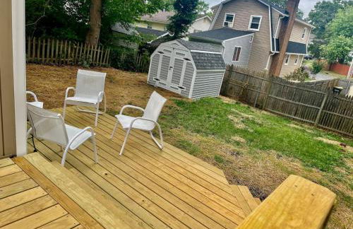 London Towne Bungalow Wloft - Walk To The Beach! - Foto 11