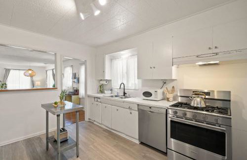 Walk to Beach - Beach Gear - Easy Parking - Foto 8