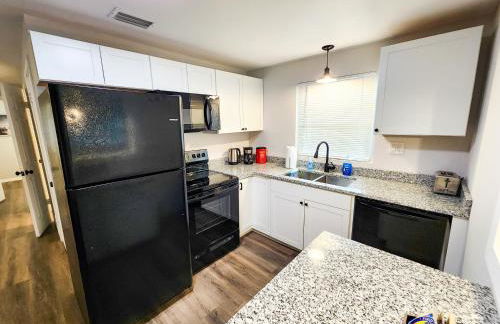 Astor River House with 2 private boat slips - Photo 20