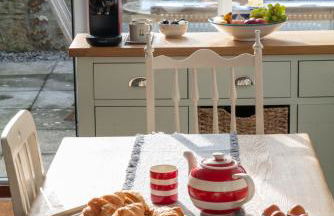 Blueberry Barn, light and airy barn conversion near Bruton - Foto 9