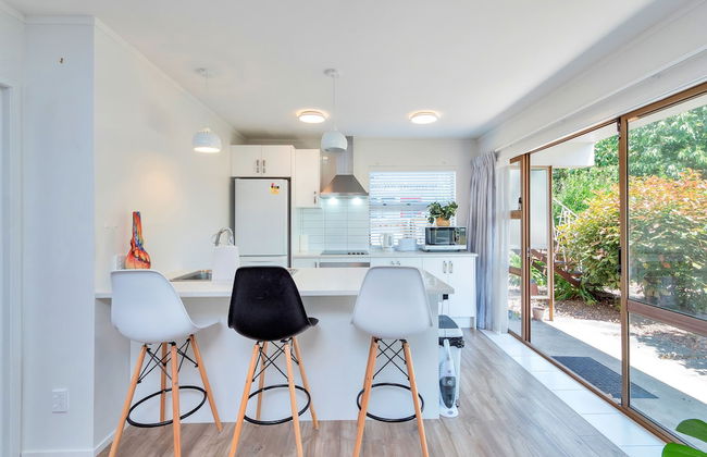 Bright 3 Bedroom near St Lukes Mall 3 - Photo 9