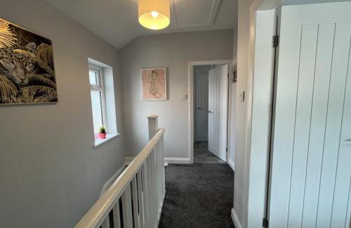 Modern 3-bed stay-away-home sleeps 6 nr Manchester - Foto 38