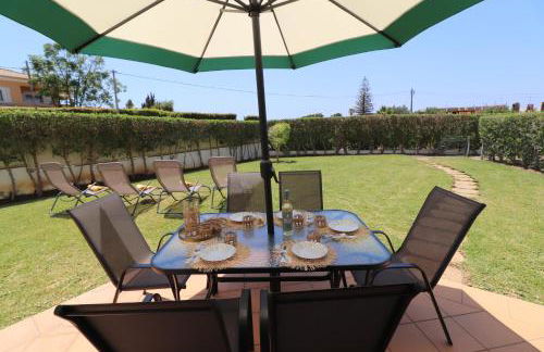 3-bed Townhouse With Pool in Albufeira Balaia - Foto 24