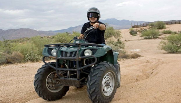 Disfrutando del paseo en quad