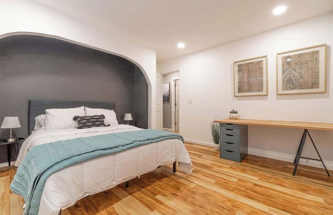 Vibrant Boho Family Home 3 Bed Pet Friendly UNR - Photo 2