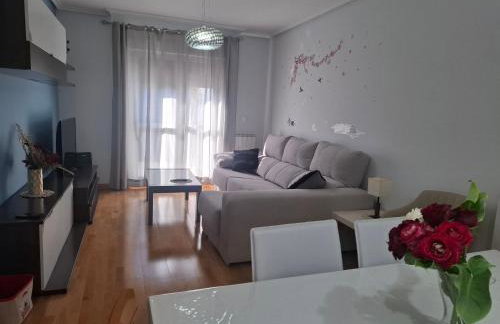 Espectacular vivienda unifamiliar con jardín en Olite - Photo 52