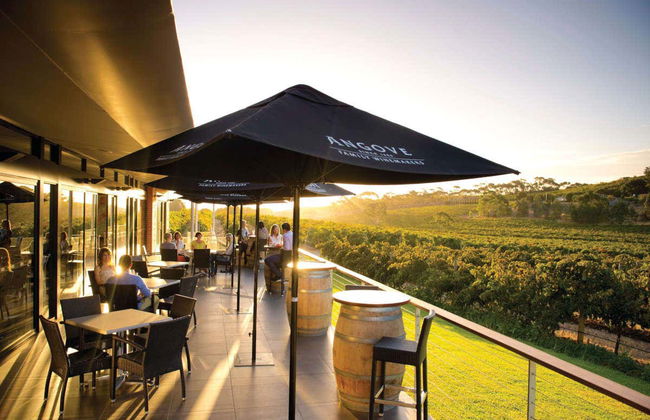 Hop On Hop Off Wine Bus - Photo 8