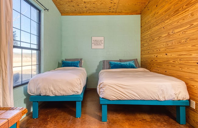 Frio River Cabins - Photo 29