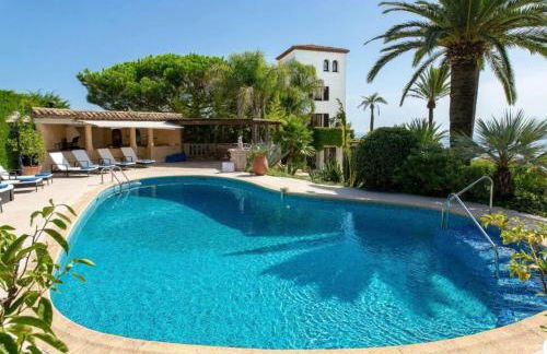 LE CASTEL ROSE Super Cannes, face aux Îles de Lérins - Foto 1