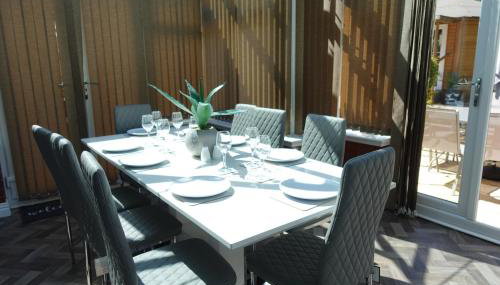 Largee 5 Bed House, Sleeps 10 Near NEC, BHX, HS2 - Foto 5