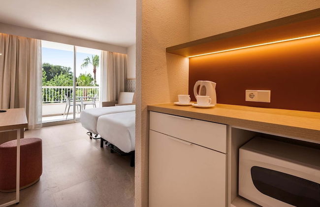 Protur Safari Park Aparthotel - Photo 9