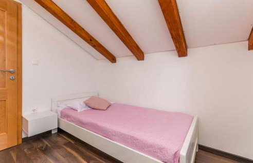 Gorgeous Home In Sikovo With Wifi - Foto 28