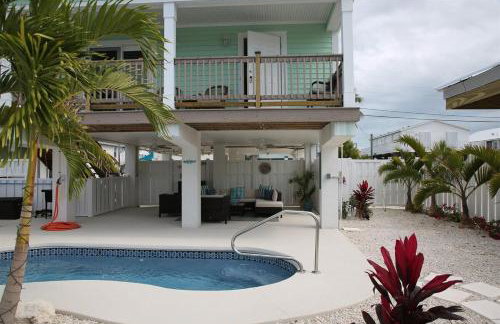 Seas the Day - Spacious Waterfront Pool Home, 50` Dock! - Foto 31