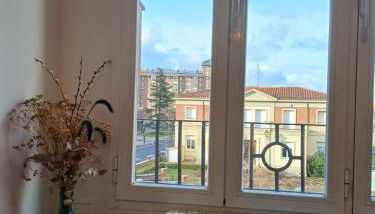 Moderno, céntrico. Perfecto para familias. - Foto 3