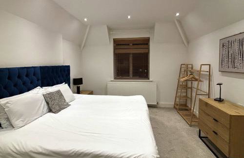 Large Home near Edgbaston Stadium, UOB & QE hospital sleeps 6 - Foto 19