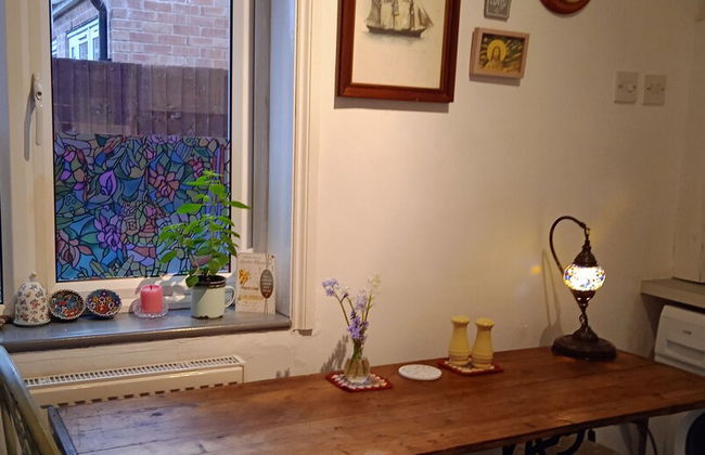 Captivating 2-bed Hideaway Apartment in Gloucester - Foto 7