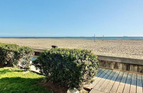 Beach Paradise - Stunning 3-Story in Long Beach - Foto 96