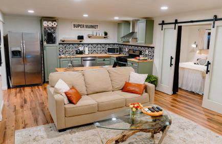 Utah Valley Retreat - Luxurious Self check-in Apt, UVU BYU, EV Charge - Foto 2