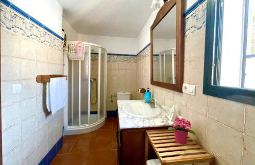 Apartamentos Axarquia , Frigiliana, terraza privada con vistas a la montaña rio y al mar - Photo 32