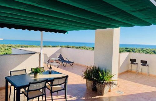 Penthouse with stunning views - Photo 10