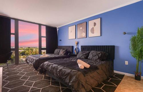 Spacious Beach Retreat | Oceanfront Pool & Tiki - Foto 1