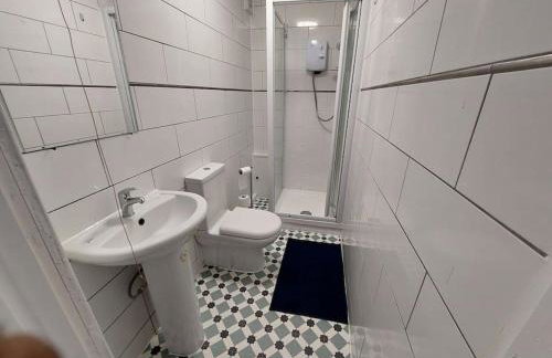 5 Bedroom House in Romford - Foto 17