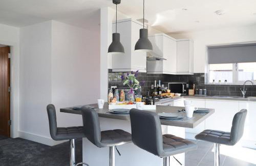 Colby House with Private Parking - Foto 1