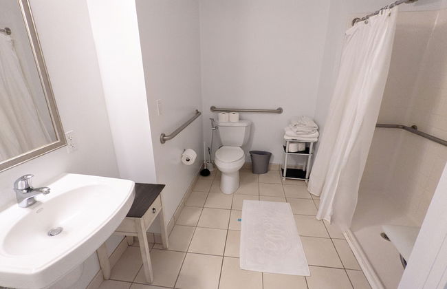 Charles River Executive Suites - Foto 28