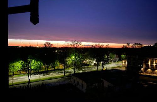 LAS SŁUPSKI PREMIUM LOVE APARTAMENT NR5 Wifi Netflix Smart TV50 full kitchen double bathtub up to 4 people full pleasure quality stay - Photo 13