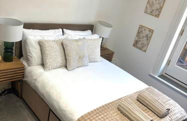 The Luxe Haven Penthouse - Sleeps 4 Apartment Nottingham City Centre - Foto 2